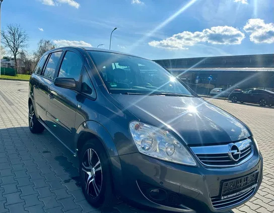 mazowieckie Opel Zafira cena 17900 przebieg: 133000, rok produkcji 2009 z Pruszków